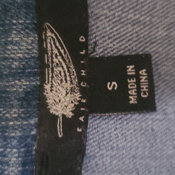 Unique Aztec print embroidered jean jacket - Picture 7 of 10